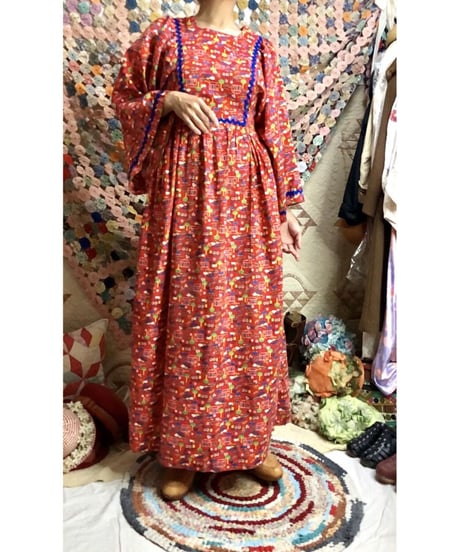 70's house print cotton dress