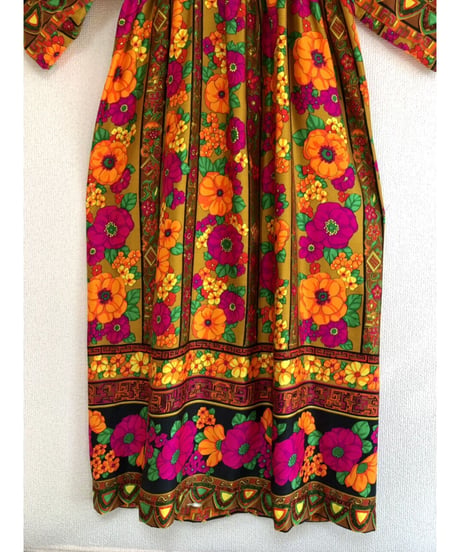 60-70's flower dress