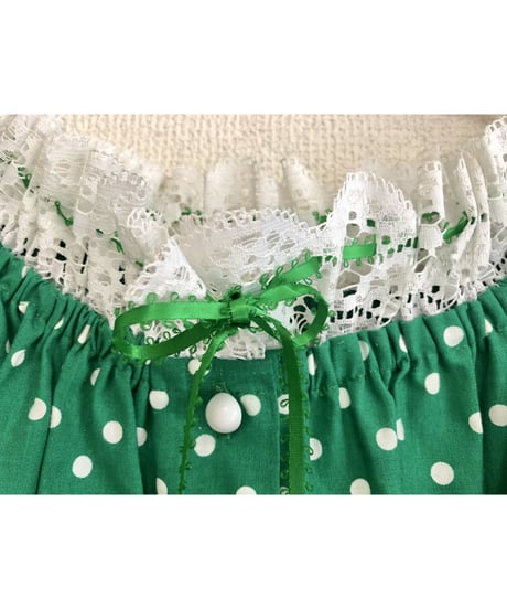 balloon sleeve polka dots blouse