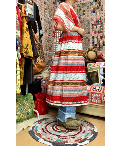 70s flower dress