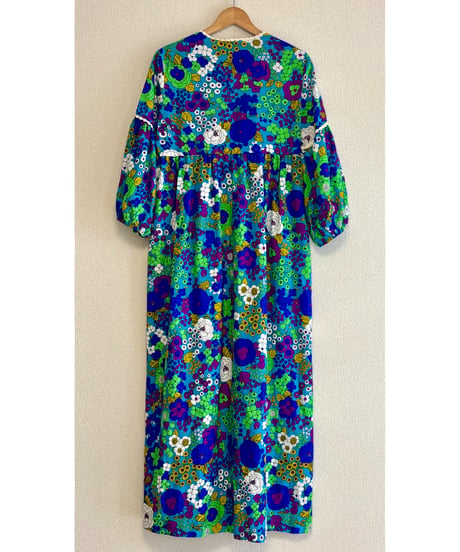 60-70s  balloon sleeve flower hawaiian dress
