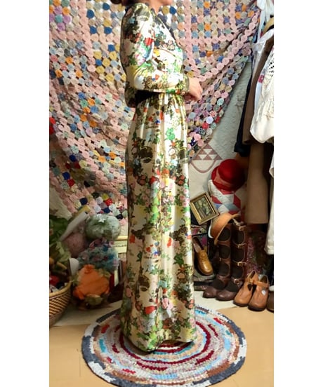 60-70s floral oriental dress