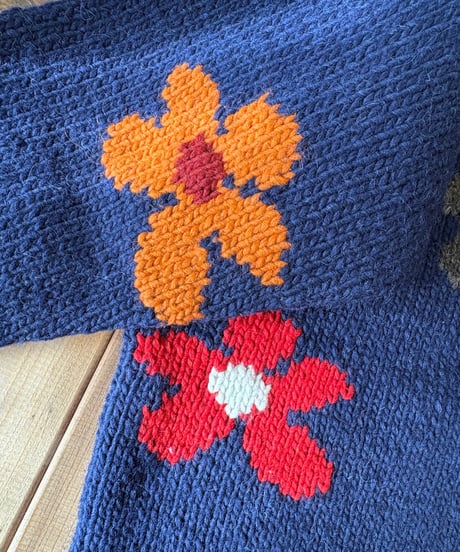 ecuador hand knit daisy sweater