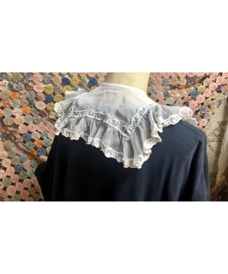 vintage collar ③