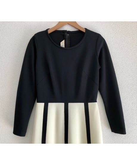 60s monotone flower dress
