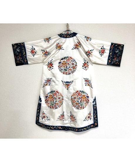 50's chinese embroidered robe