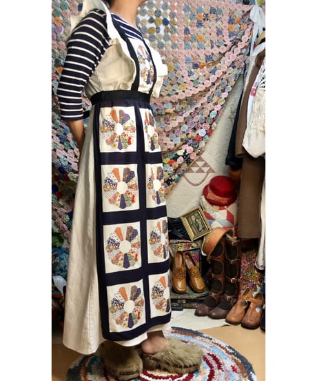 60-70s dresden plate apron dress