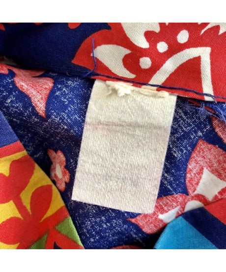 70's flower motif dress
