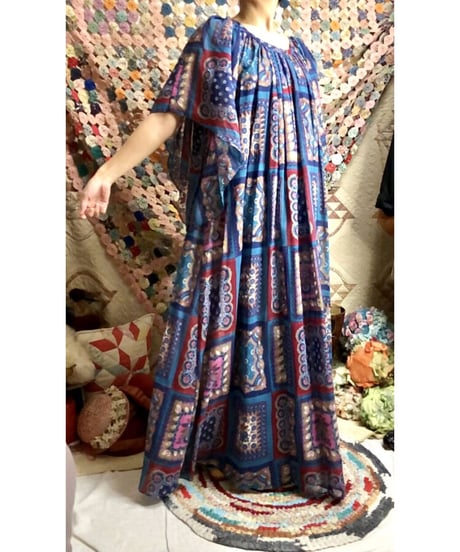 70's handkerchief motif dress
