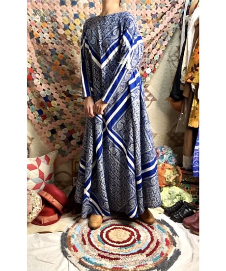 paisley handkerchief motif dress