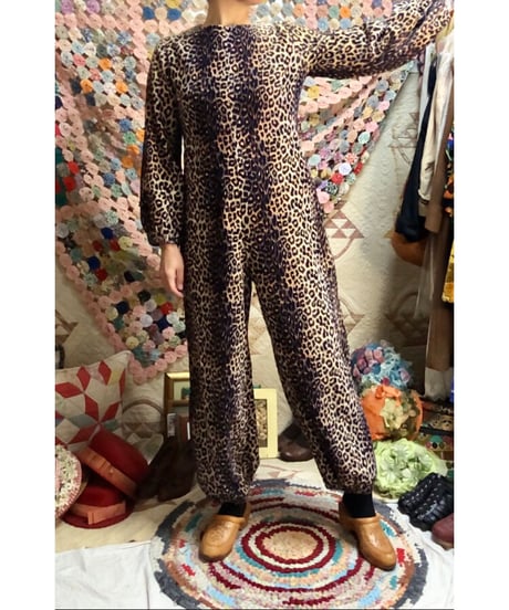 70-80's corduroy leopard all-in-one