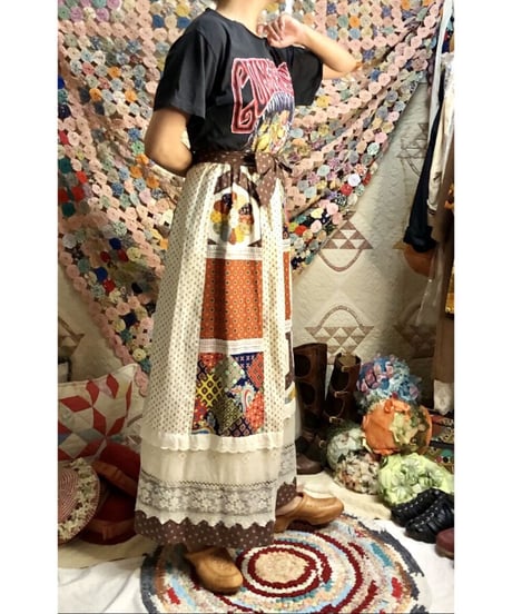 70's patchwork print skirt