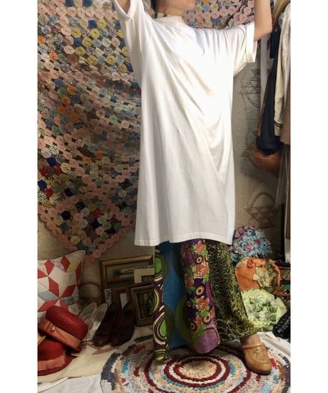big tee white