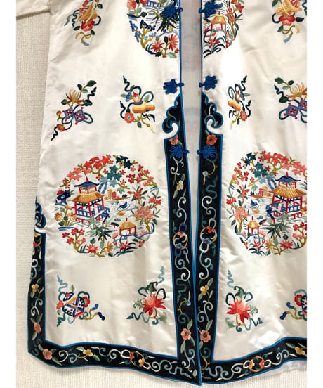 50's chinese embroidered robe