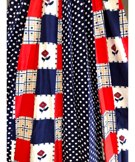 70s balloon sleeve dress