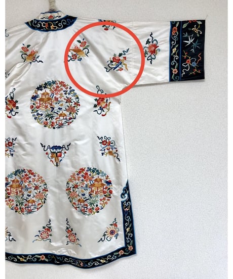 50's chinese embroidered robe