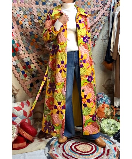 60's quilted flower robe