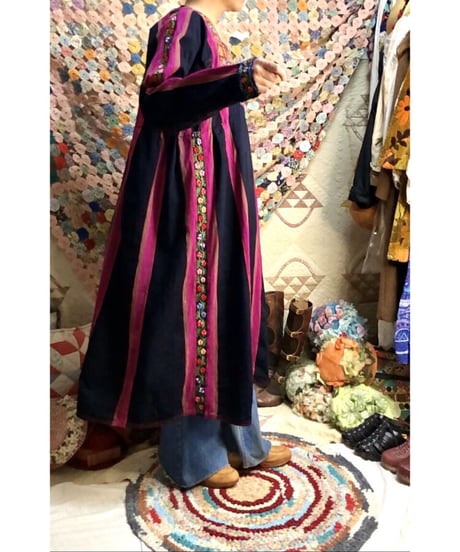 70's palestinian dress