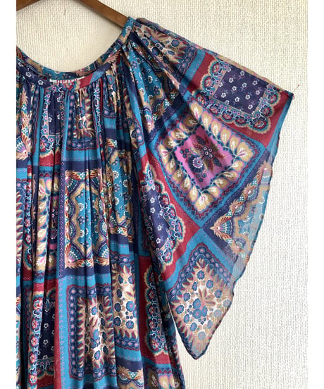 70's handkerchief motif dress