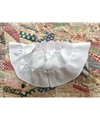 vintage collar ①