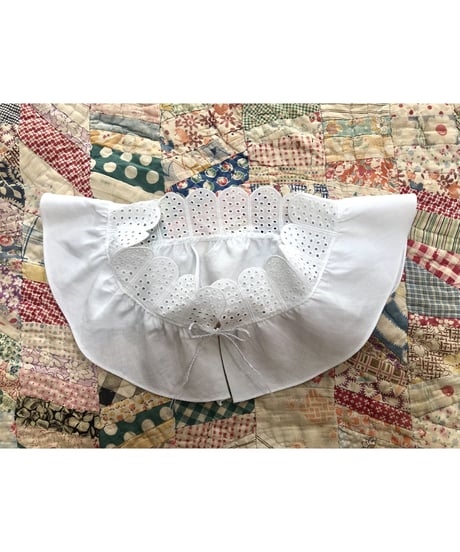 vintage collar ①