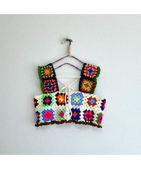 granny square vest white×black
