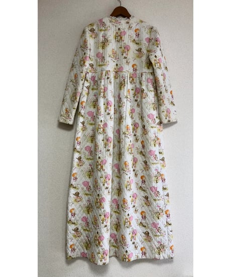 70s quilted sweet robe