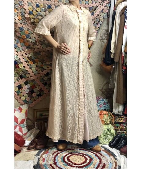 1960's lace robe