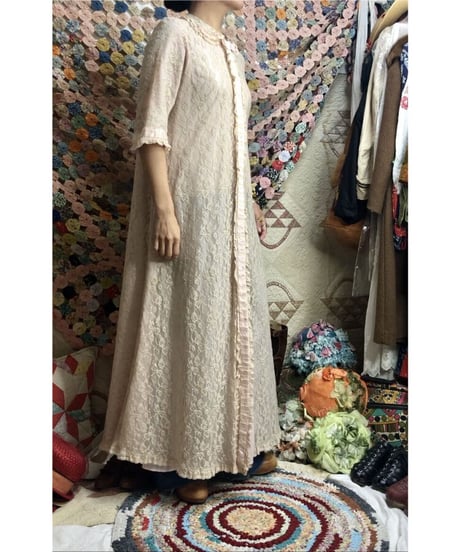 1960's lace robe