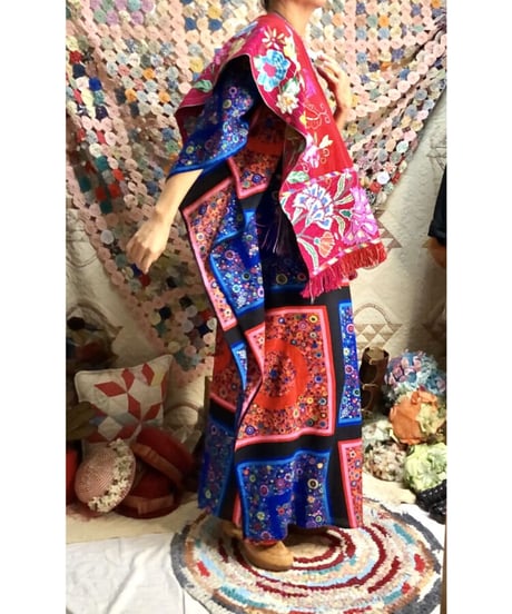 vintage mexican huipil