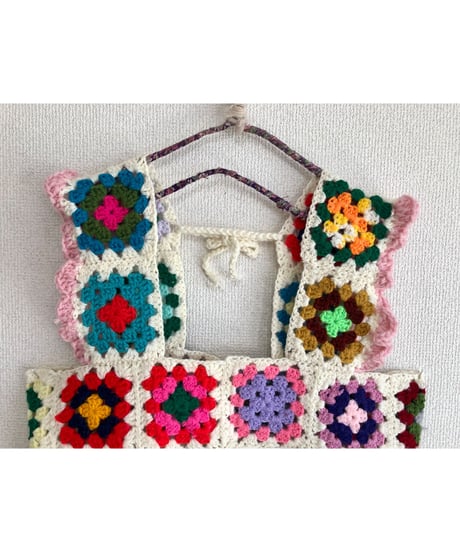 granny square vest white×pink