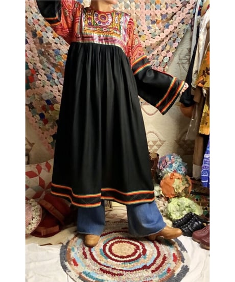 70's mirror work embroidered dress