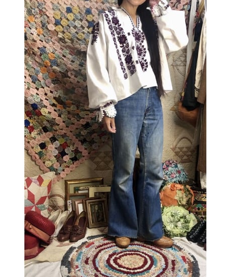 vintage croatian embroidered blouse②