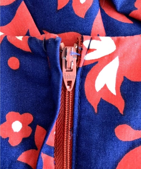 70's flower motif dress