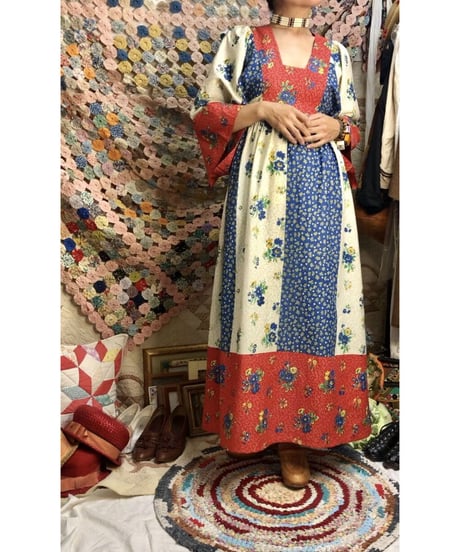 1970's flower batik one-piece