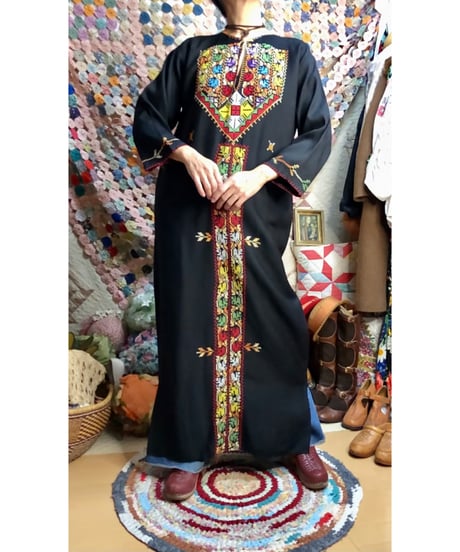 palestinian embroidered dress