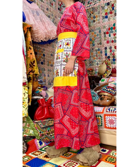 folk art half apron