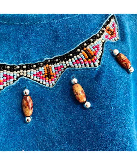 fringe suède collar