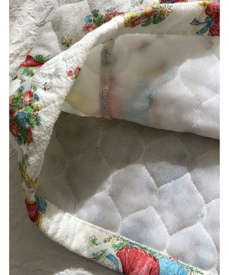 1970's girl's and flower print quilted one-piece