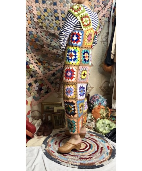 granny square one-piece beige