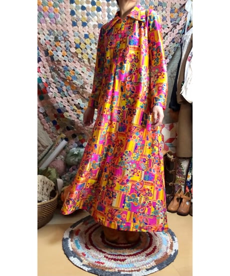70s  psychedelic flower dress