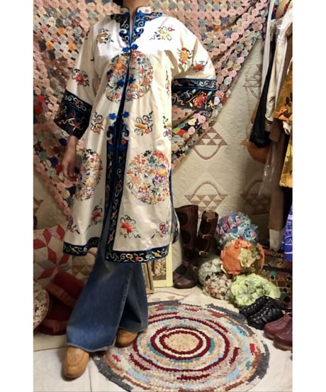 50's chinese embroidered robe