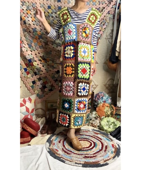 granny square one-piece beige