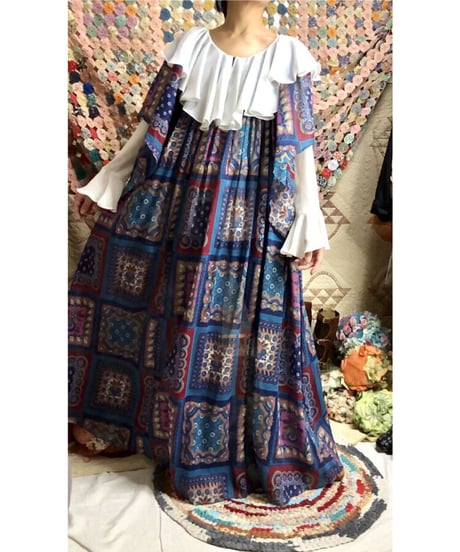 70's handkerchief motif dress