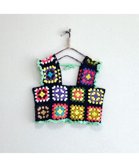 granny square vest black×green