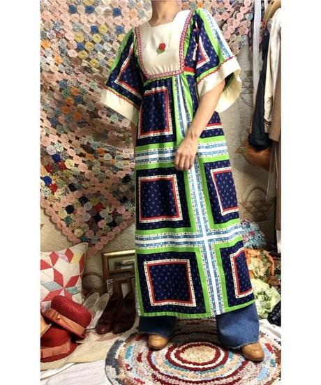 1970's handkerchief motif one-piece