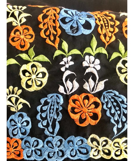 60s embroidered dress