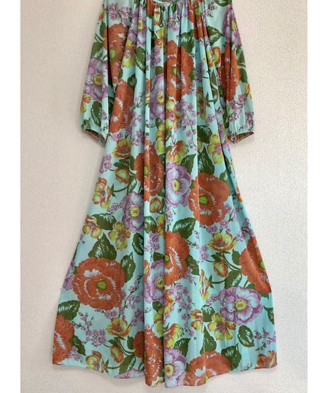 60-70s flower dress