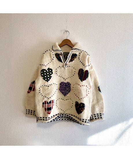heart motif ecuador sweater
