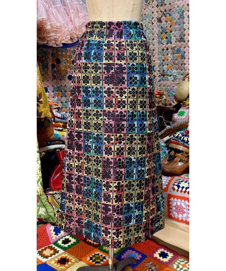 70s embroidered quilting skirt